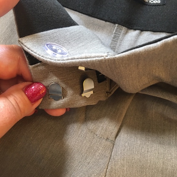 Maurices gray dress capris Size 5/6 - Picture 4 of 10